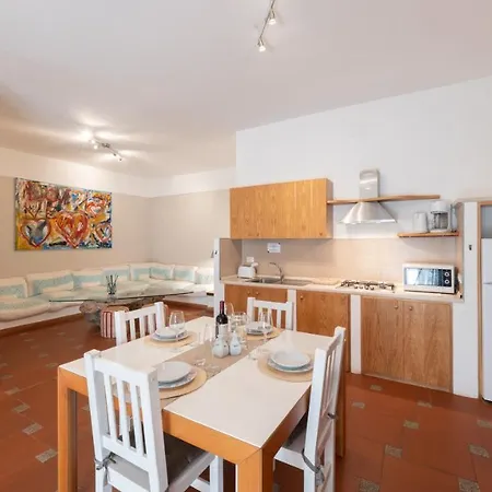 Daire Chic Antonina Num2179 Marinella (Sardinia)