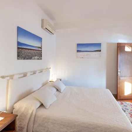 Daire Chic Antonina Num2179 Marinella (Sardinia)