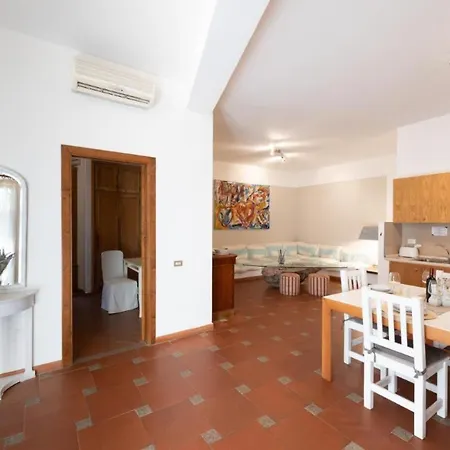 Chic Antonina Num2179 Daire Marinella (Sardinia)